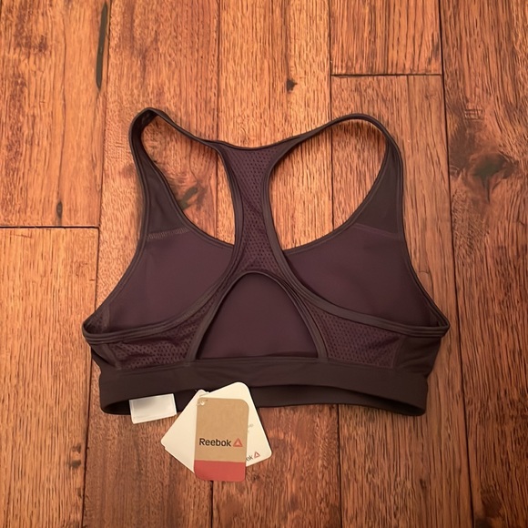 Womens sports bra, NEVER WORN. - Picture 2 of 4